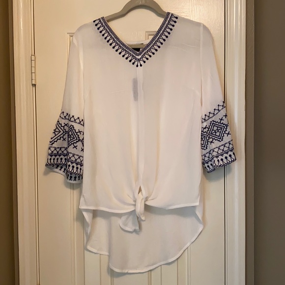 Blouse - Picture 1 of 4